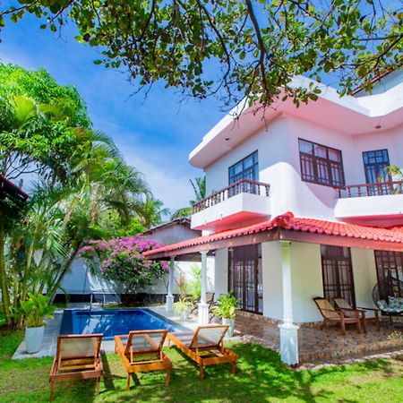 Nibbana Mirissa Hotel Exteriér fotografie