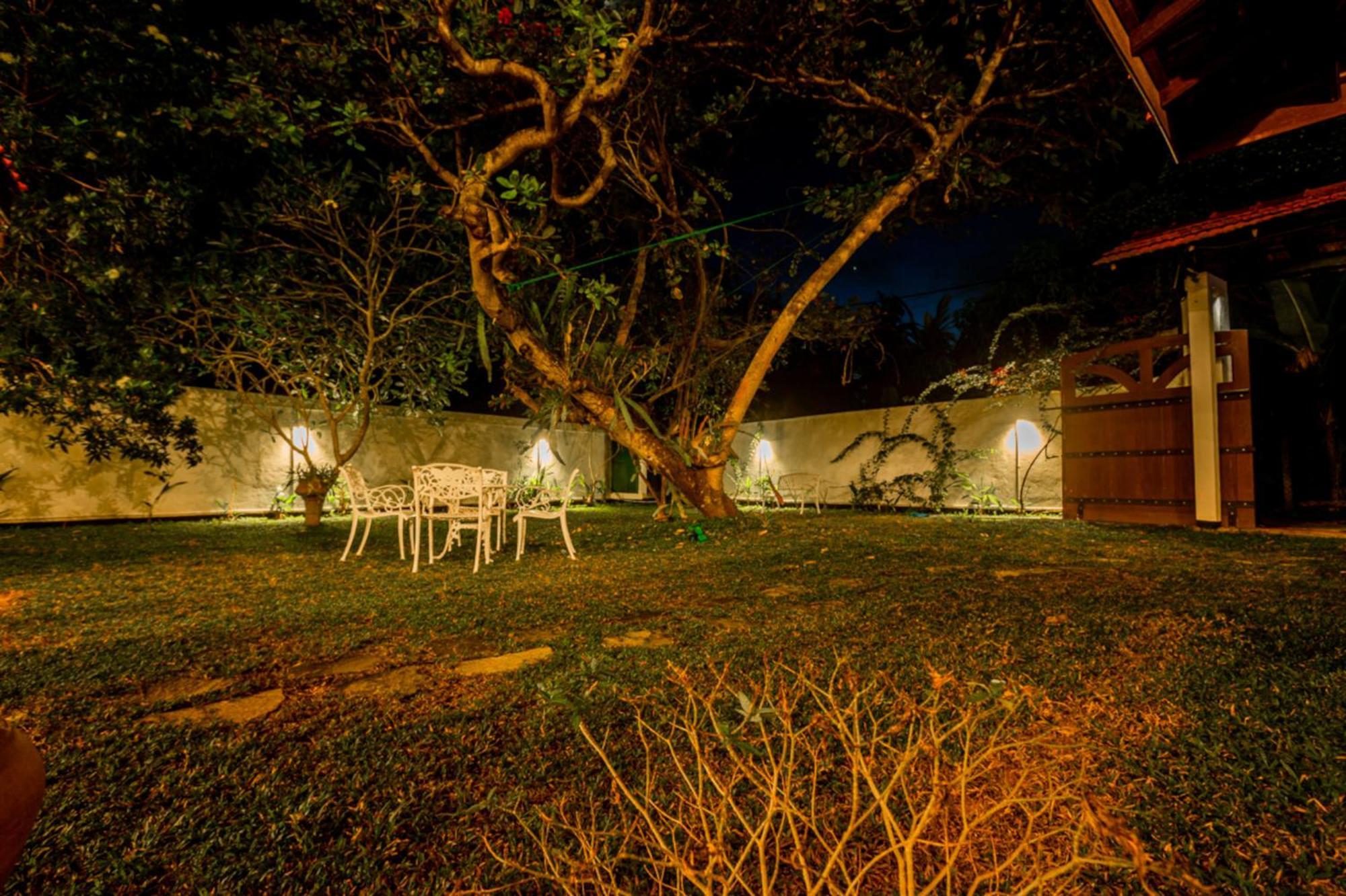 Nibbana Mirissa Hotel Exteriér fotografie