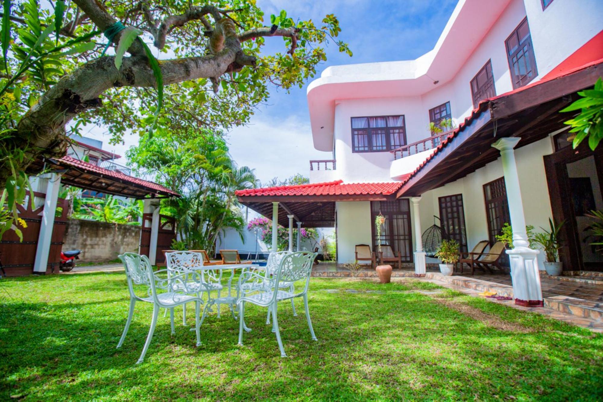 Nibbana Mirissa Hotel Exteriér fotografie