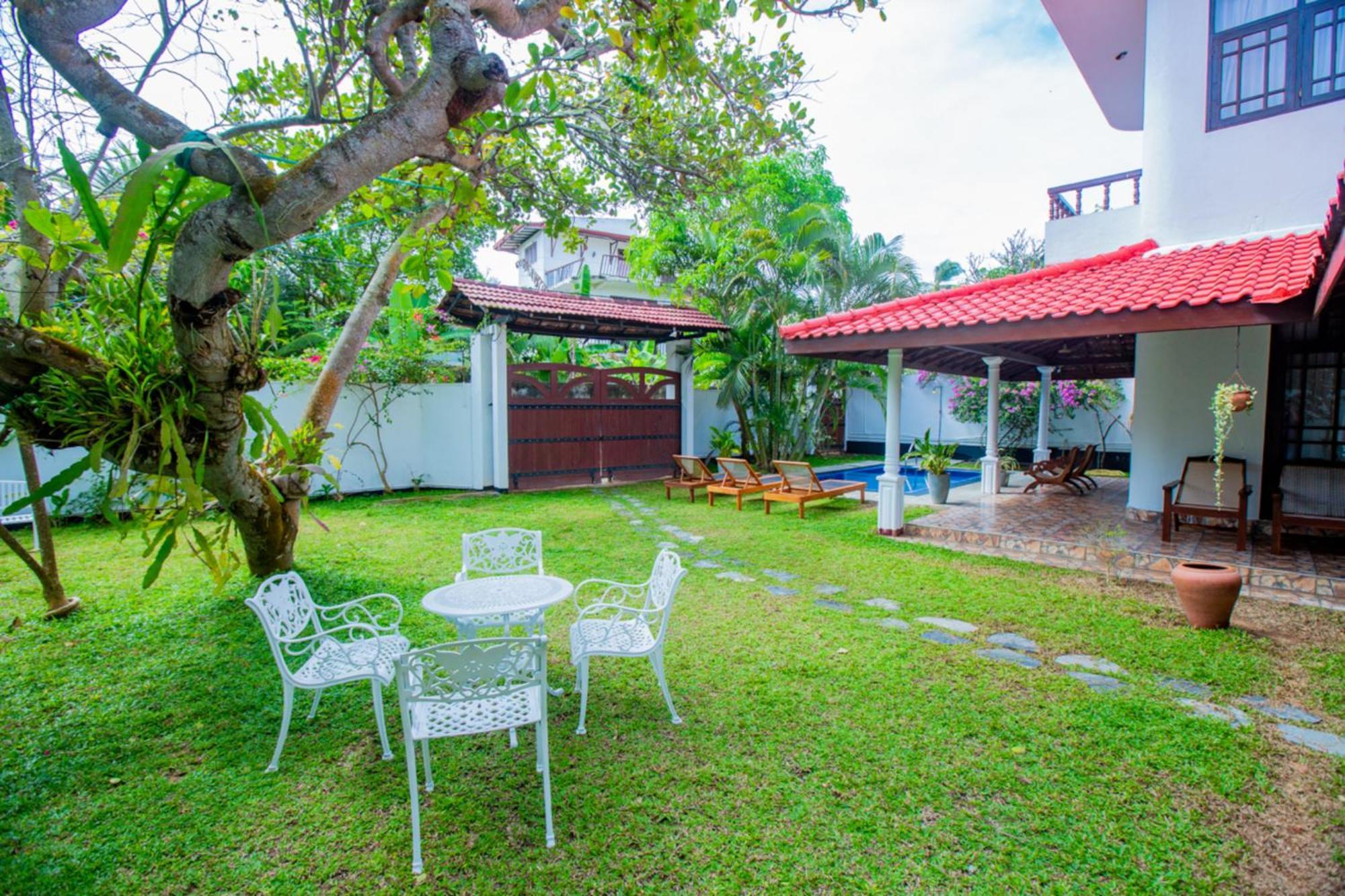 Nibbana Mirissa Hotel Exteriér fotografie
